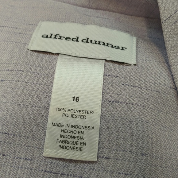 NEW 2 piece Alfred Dunner jacket,16 and pants 18p - Picture 5 of 8